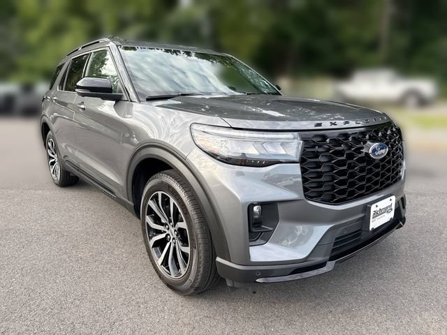 Certified 2026 Ford Explorer ST-Line AWD/4WD image 2