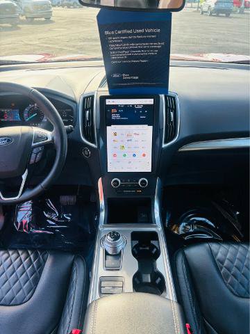 Certified 2023 Ford Edge Titanium w/ Equipment Group 301A AWD/4WD image 16