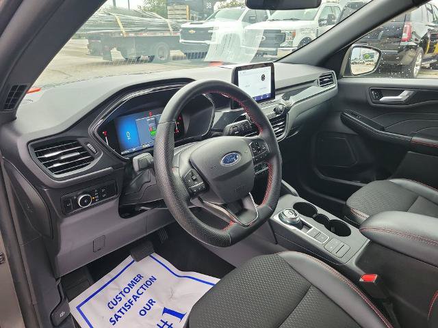 Certified 2025 Ford Escape ST-Line Select AWD/4WD image 16