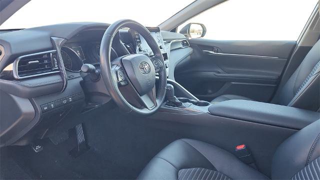 Used 2024 Toyota Camry SE image 9