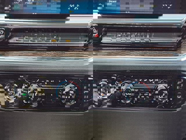 Used 2022 Chevrolet Silverado 1500 LT image 13