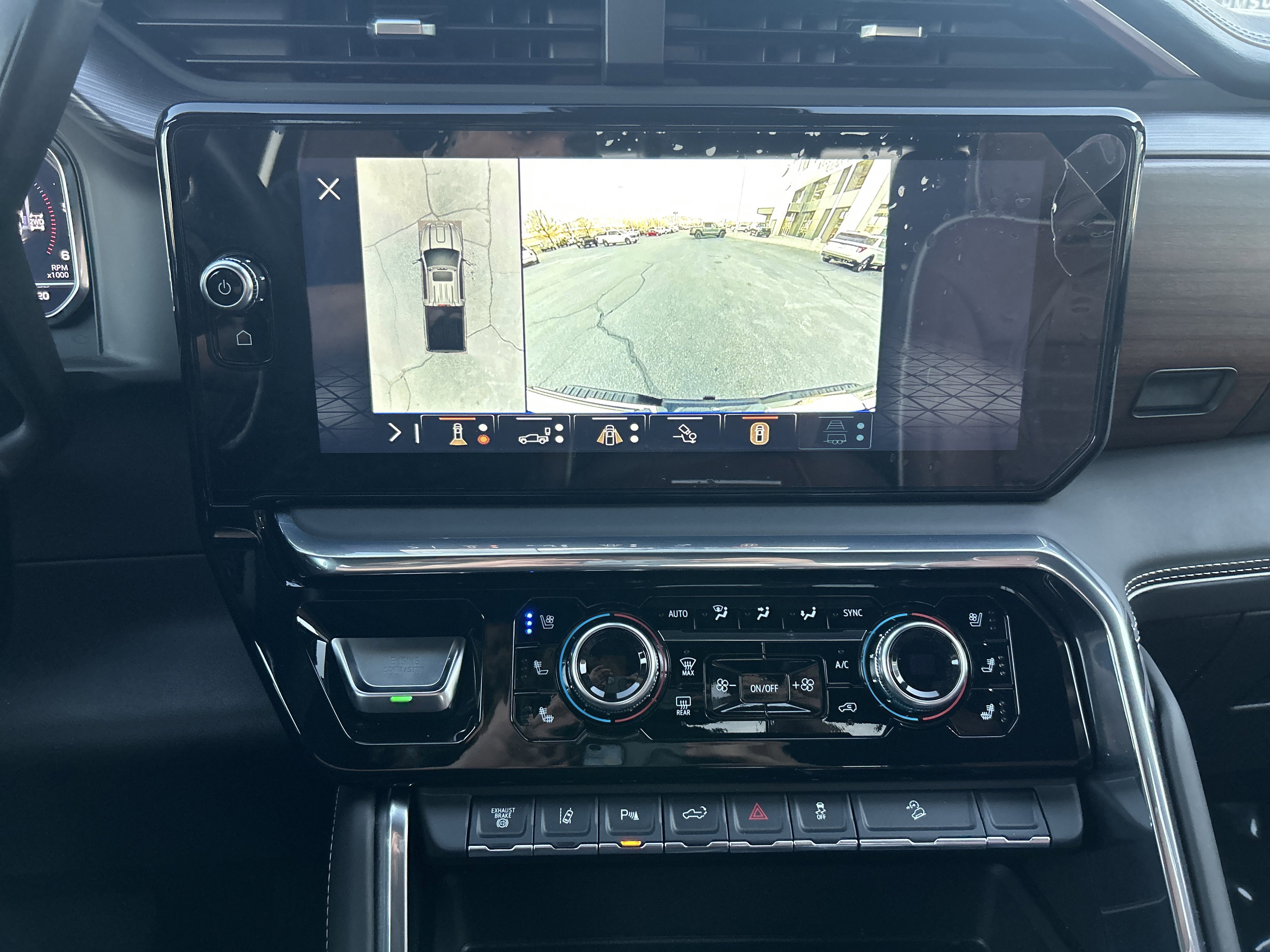 Used 2025 GMC Sierra 2500 Denali Ultimate w/ Max Trailering Package image 23