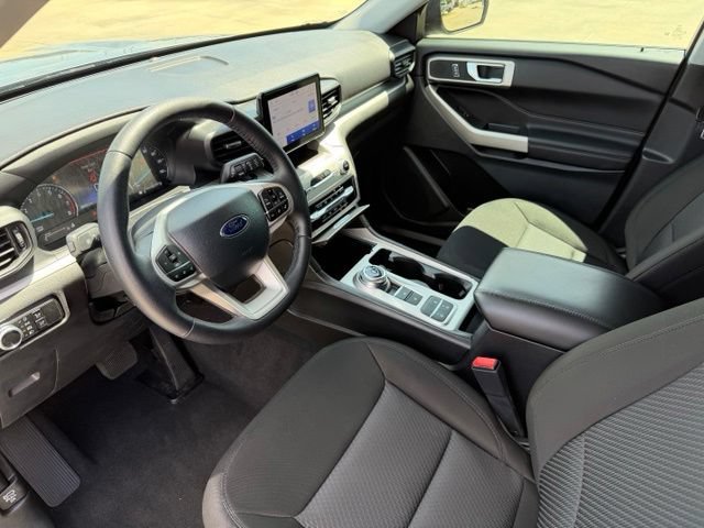 Certified 2023 Ford Explorer XLT RWD image 12