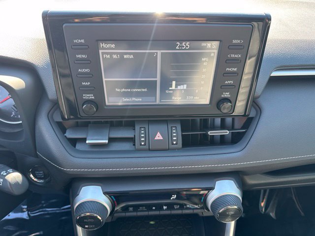 Used 2019 Toyota RAV4 XLE Premium FWD image 19
