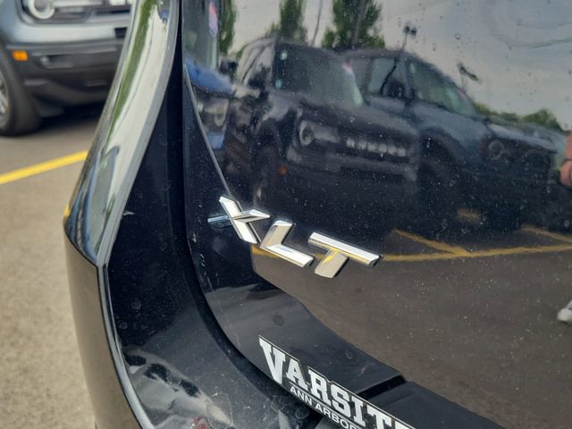 Certified 2023 Ford Explorer XLT w/ Equipment Group 202A AWD/4WD image 6