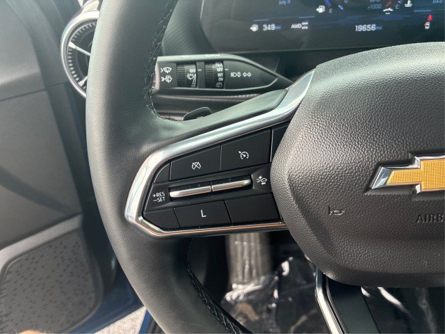 Used 2025 Chevrolet Equinox LT AWD/4WD image 22