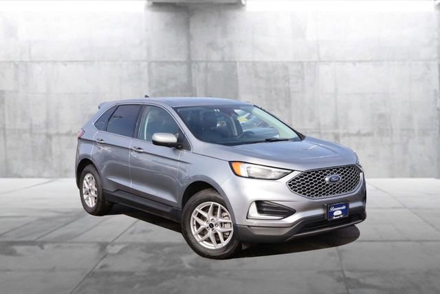 Certified 2024 Ford Edge SEL image 2