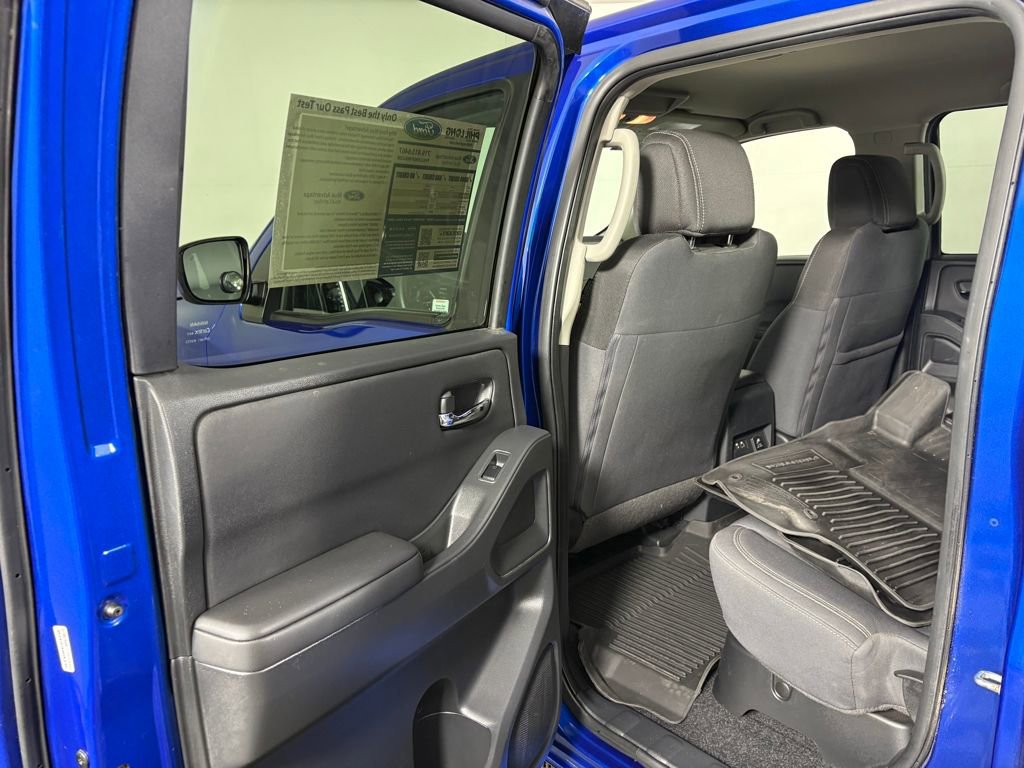 Used 2024 Nissan Frontier SV w/ SV Convenience Package image 28