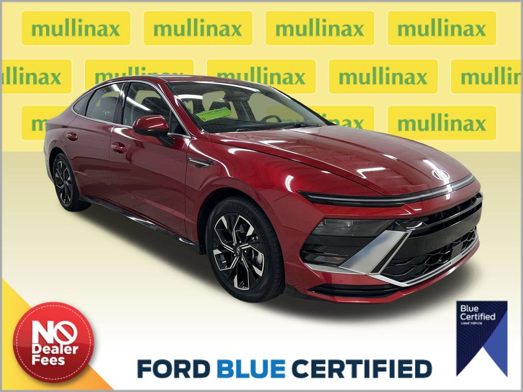 Used 2025 Hyundai Sonata SEL FWD image 1