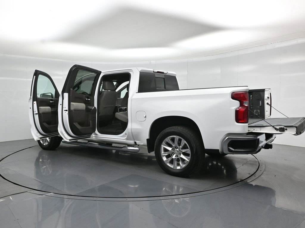 Used 2020 Chevrolet Silverado 1500 LTZ w/ LTZ Plus Package AWD/4WD image 29