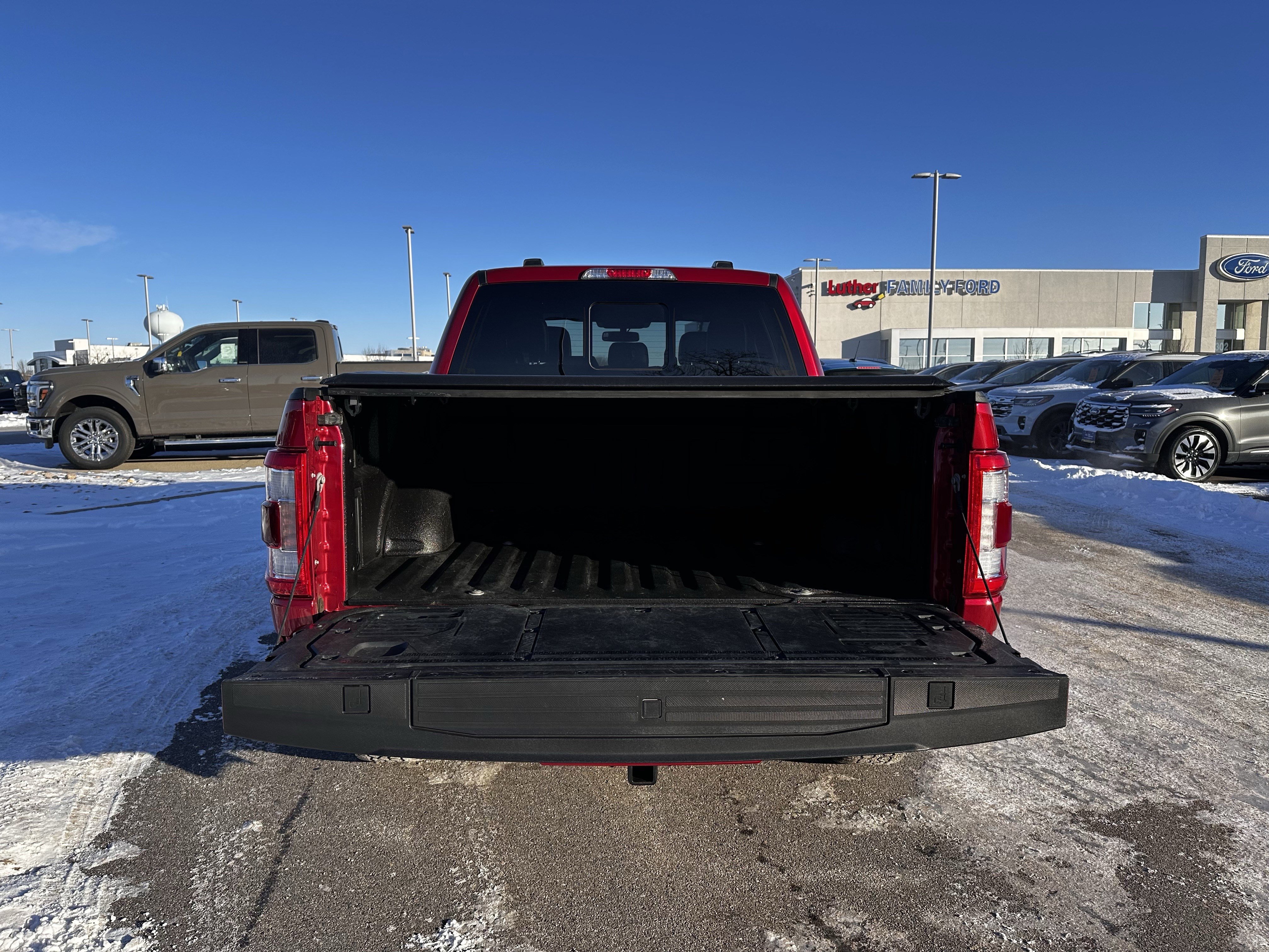 Certified 2022 Ford F150 Lariat w/ Equipment Group 502A High image 22