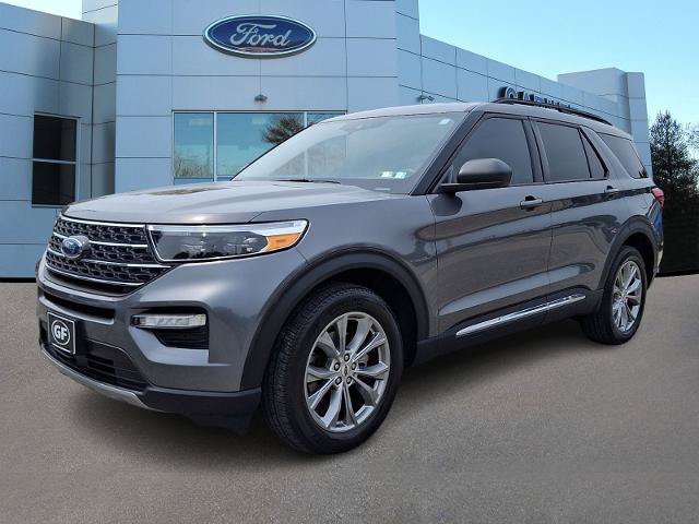 Certified 2023 Ford Explorer XLT w/ Equipment Group 202A AWD/4WD image 3