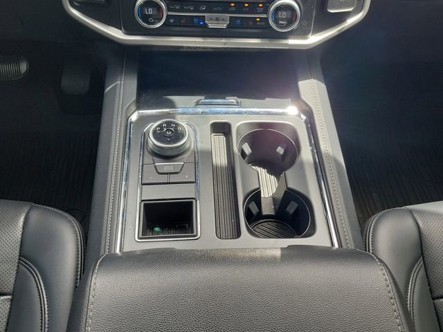 Certified 2024 Ford Expedition XLT RWD image 15