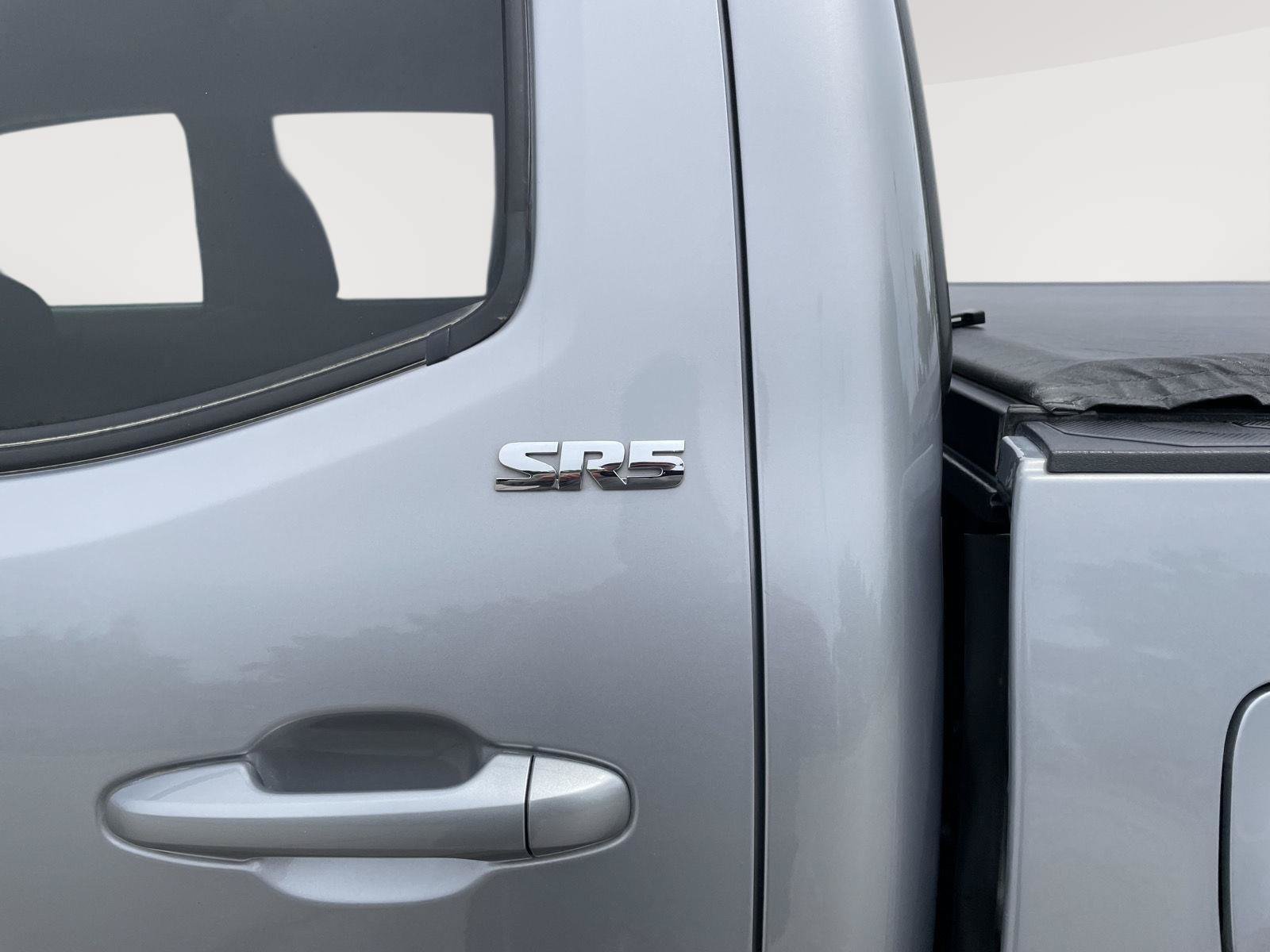 Used 2020 Toyota Tacoma SR5 AWD/4WD image 37