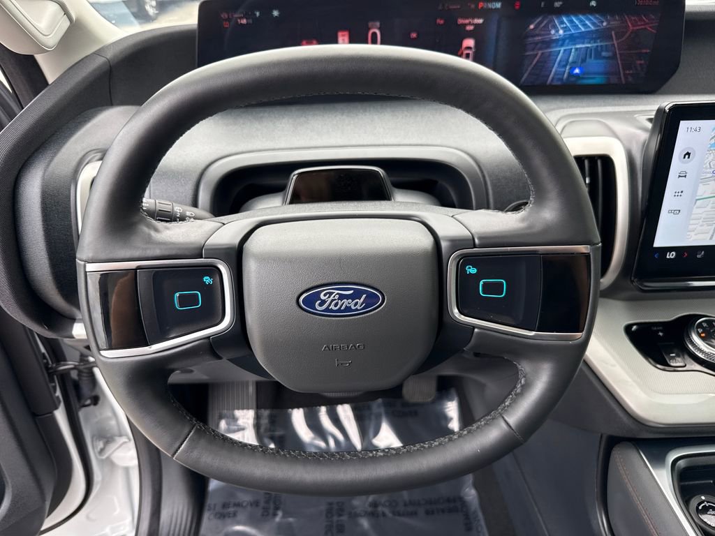 Certified 2025 Ford Expedition Active RWD image 15