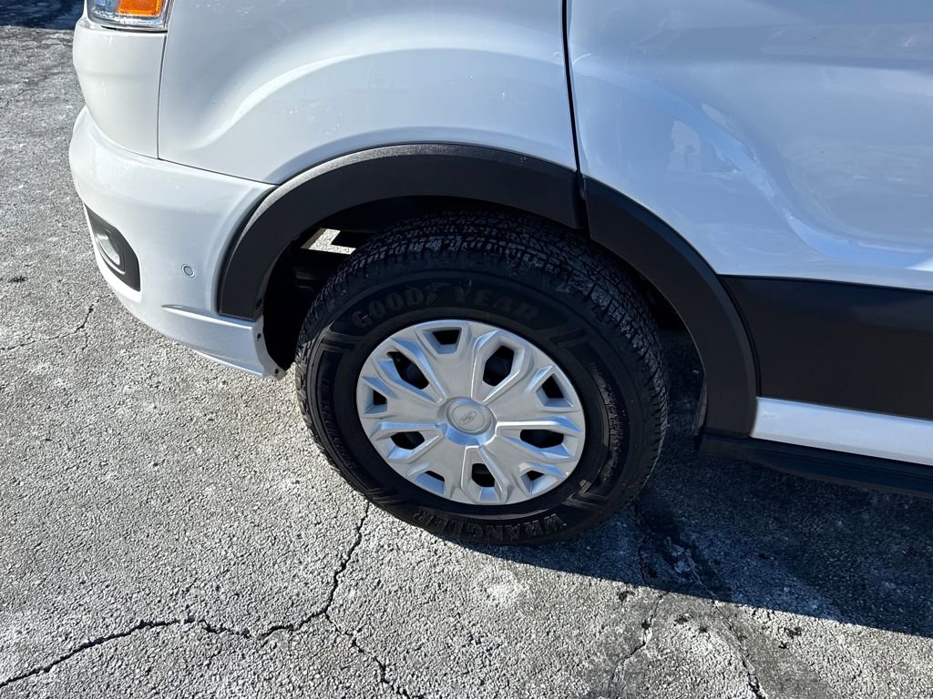 Certified 2022 Ford Transit 350 XLT image 11