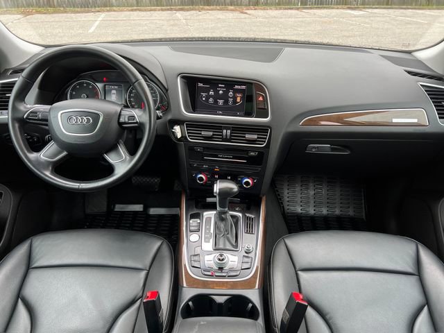 Used 2017 Audi Q5 2.0T Premium image 35