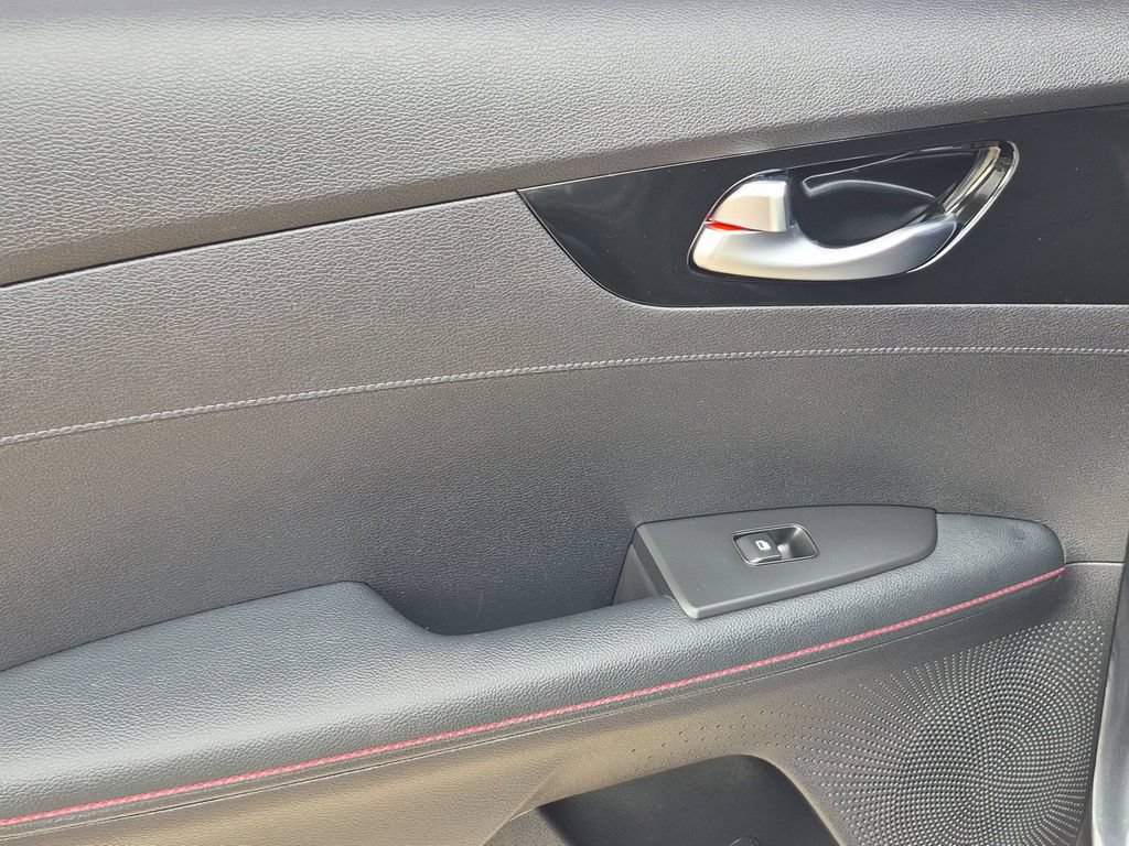 Used 2023 Kia Forte GT w/ GT2 Package FWD image 17