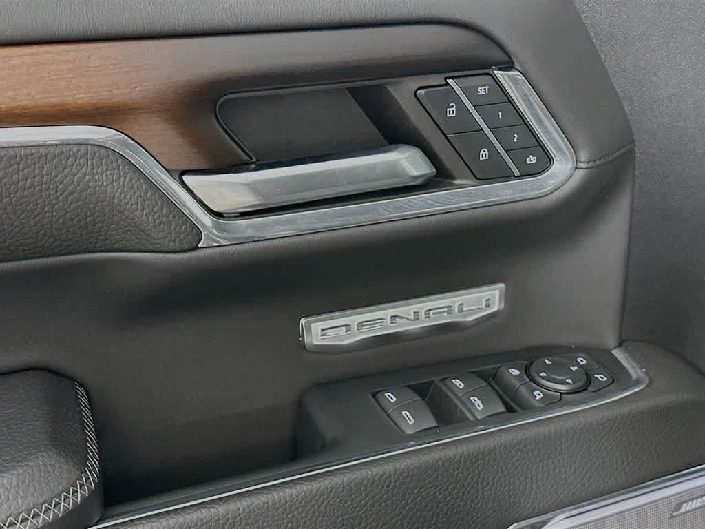 Used 2024 GMC Sierra 1500 Denali AWD/4WD image 30