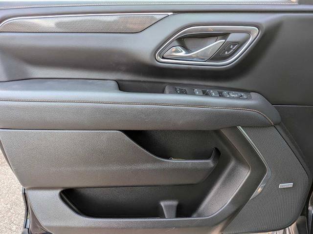 Used 2023 GMC Yukon AT4 w/ Max Trailering Package AWD/4WD image 15