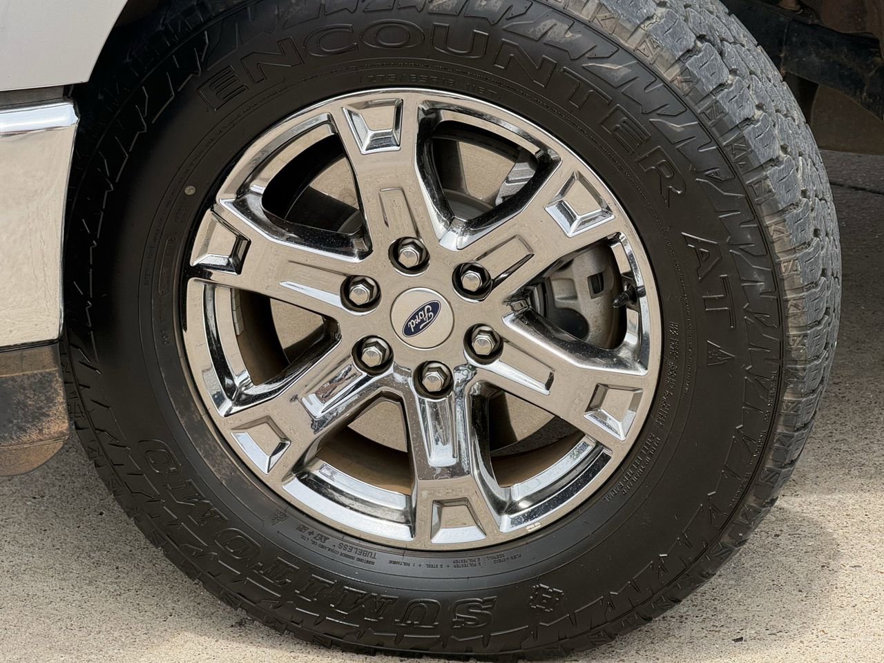 Certified 2023 Ford F150 Lariat w/ FX4 Off-Road Package AWD/4WD image 8