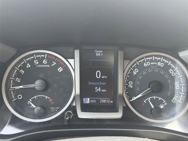 Used 2022 Toyota Tacoma SR5 w/ Technology Package AWD/4WD image 29