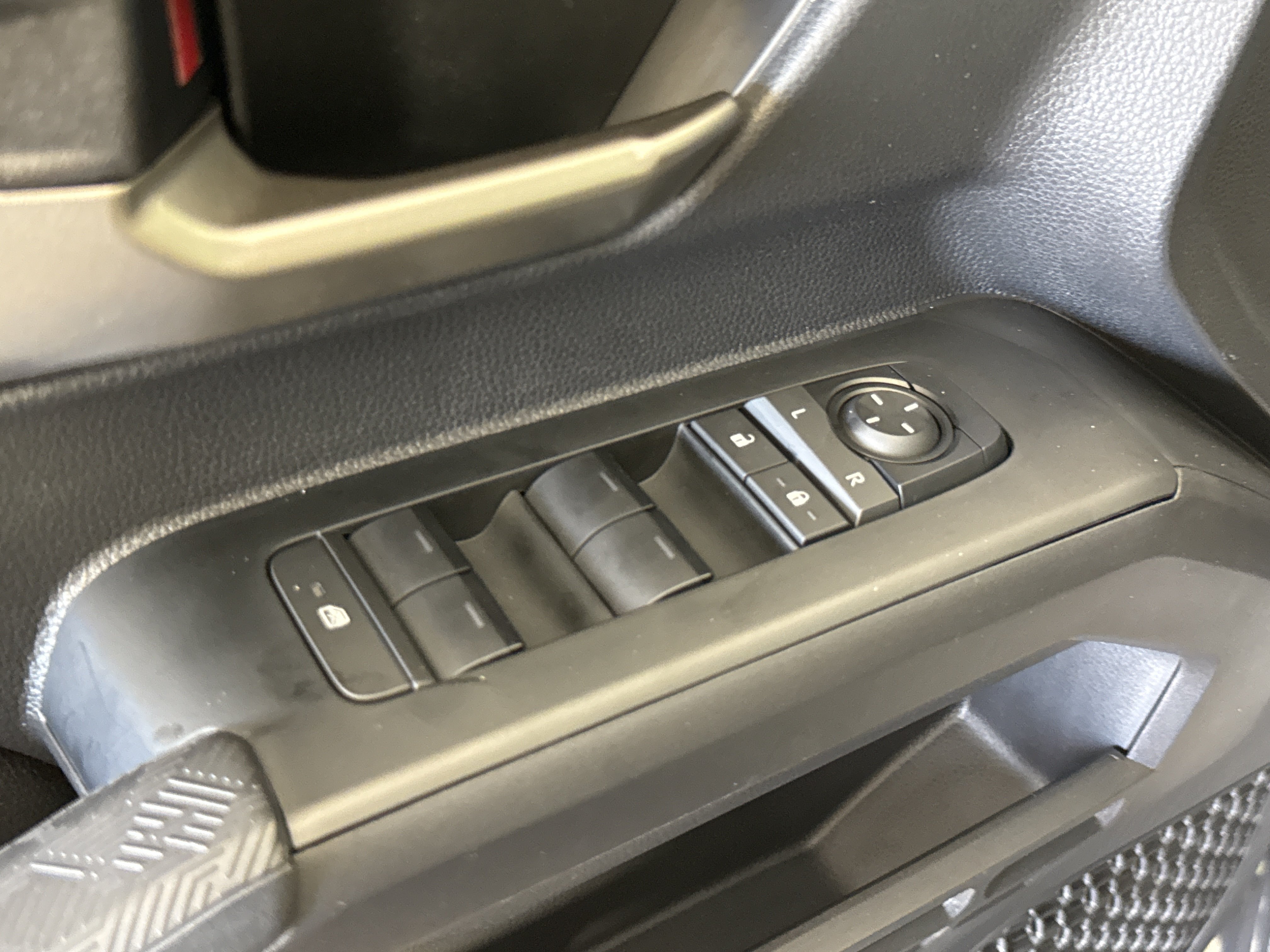 Used 2025 Toyota Tacoma TRD Sport RWD image 14