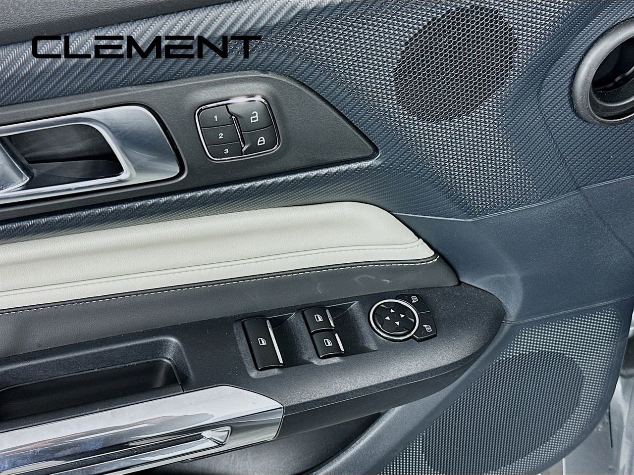 Certified 2024 Ford Mustang Premium image 28