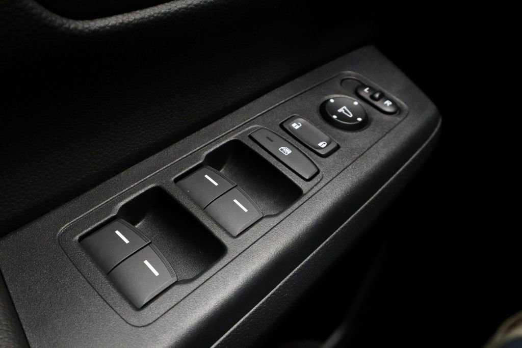 Used 2025 Honda CR-V Sport-L image 27