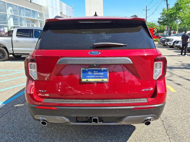 Certified 2023 Ford Explorer XLT w/ Equipment Group 202A AWD/4WD image 14