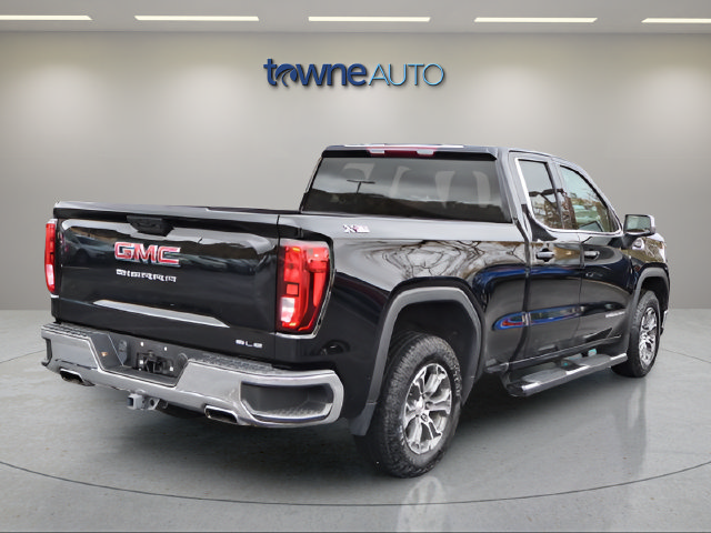 Used 2023 GMC Sierra 1500 SLE w/ X31 Off-Road Package AWD/4WD image 7