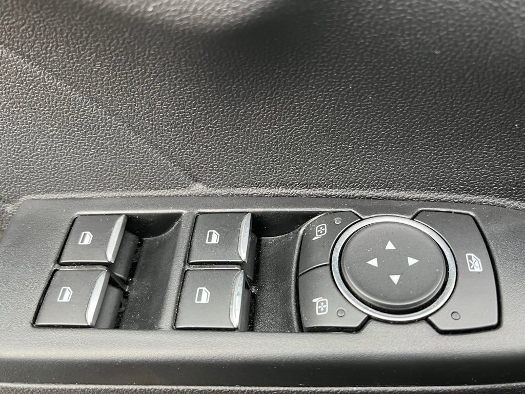 Certified 2022 Ford Escape SE w/ SE Sport Appearance Package image 20