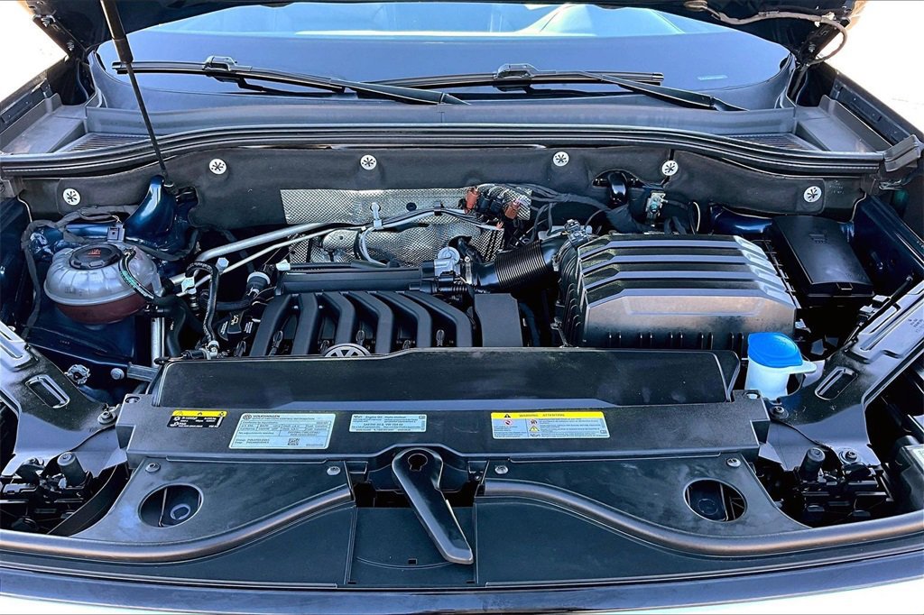 Used 2023 Volkswagen Atlas Cross Sport SE w/ Panoramic Sunroof Package image 12