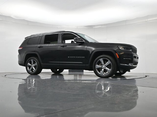 Used 2022 Jeep Grand Cherokee L Limited AWD/4WD image 30