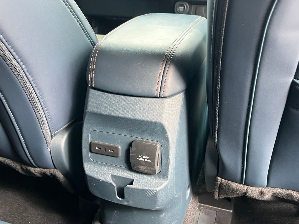 Certified 2025 Ford Maverick Lariat image 18