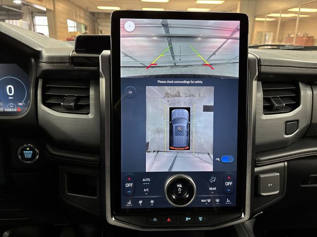 Certified 2022 Ford Expedition Platinum image 9