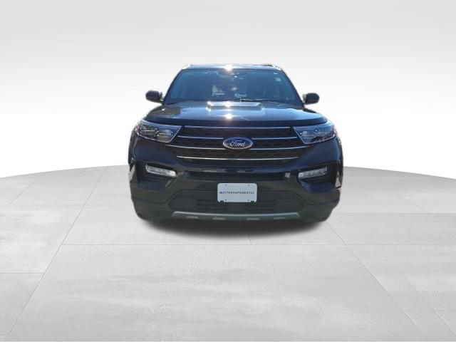 Certified 2023 Ford Explorer XLT w/ Equipment Group 202A image 7