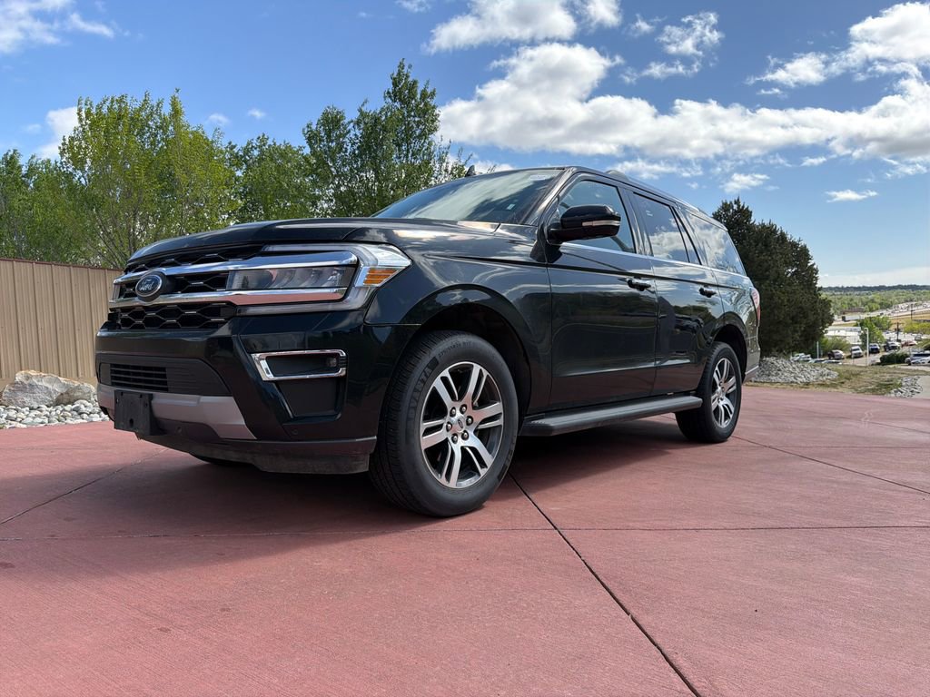 Certified 2024 Ford Expedition Limited AWD/4WD image 4