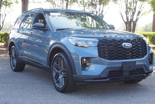 Certified 2025 Ford Explorer ST-Line w/ Premium Package