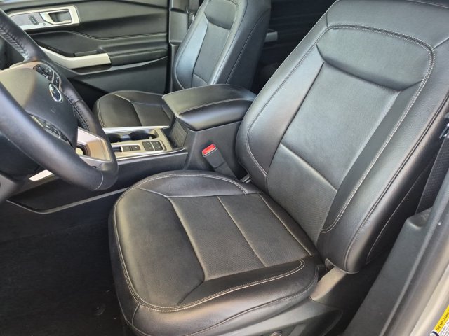 Certified 2021 Ford Explorer Limited w/ Equipment Group 301A RWD image 16