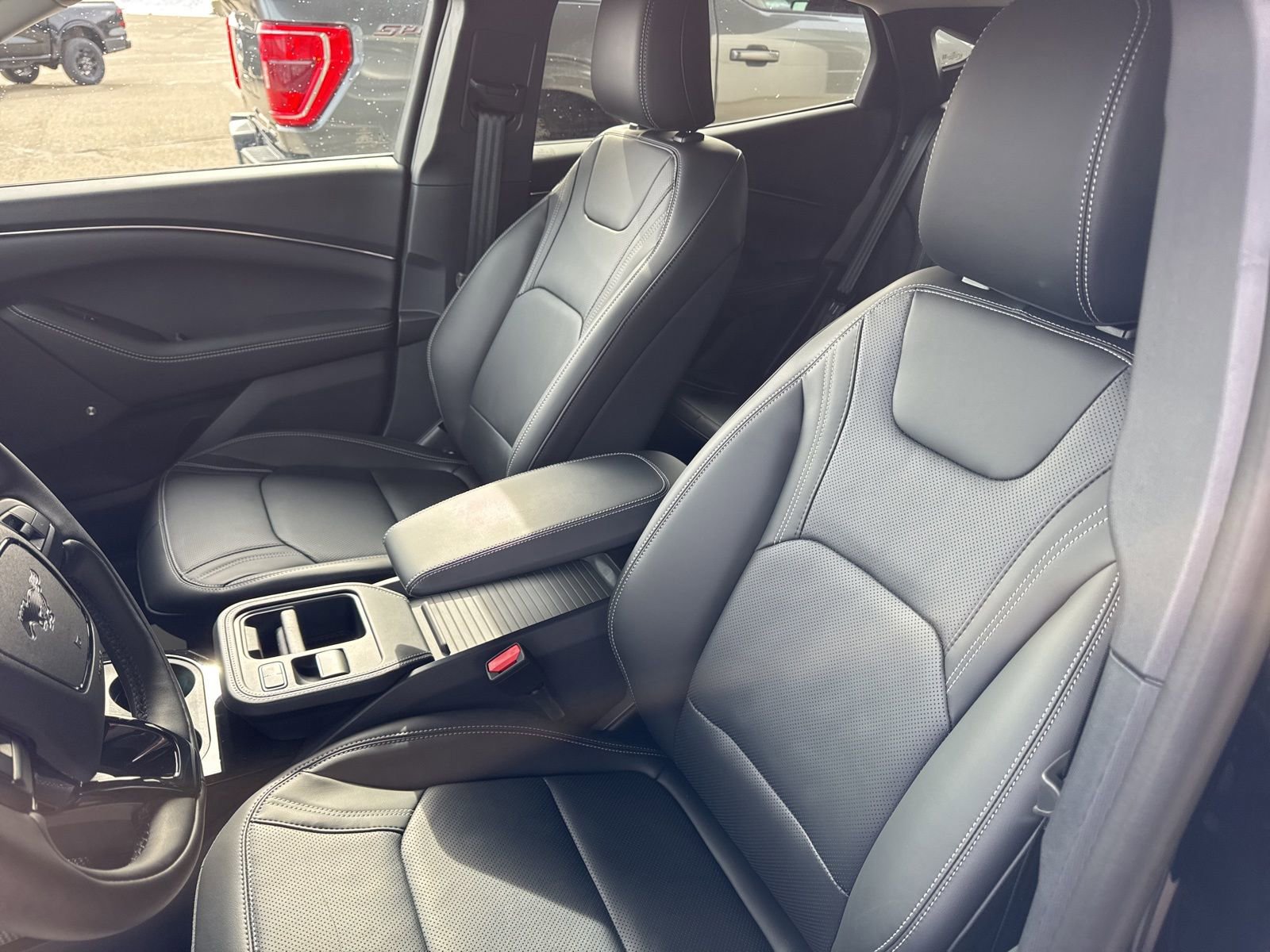 Certified 2025 Ford Mustang Mach-E Premium image 21