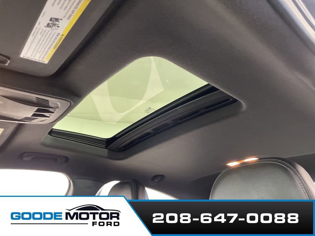 Used 2017 Chevrolet Cruze Premier image 9