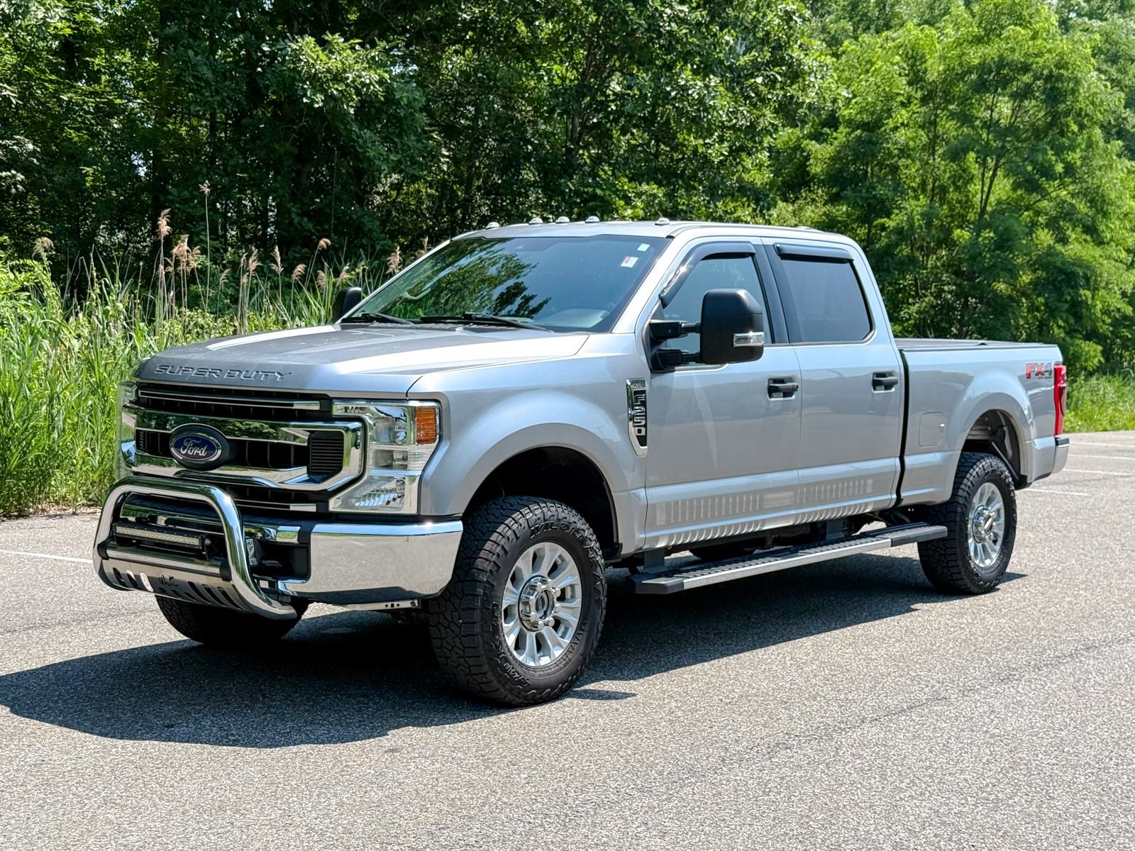 Certified 2020 Ford F250 XLT w/ FX4 Off-Road Package AWD/4WD image 3
