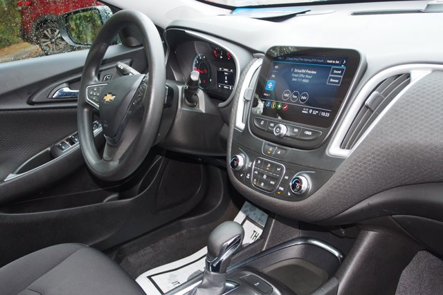 Used 2023 Chevrolet Malibu LT image 10