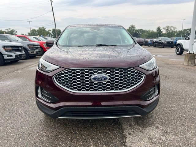 Certified 2024 Ford Edge SEL w/ Convenience Package AWD/4WD image 2