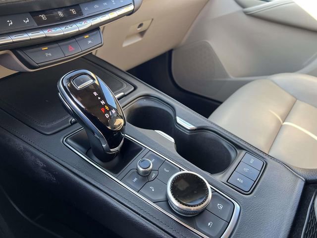 Used 2023 Cadillac XT4 Premium Luxury image 22