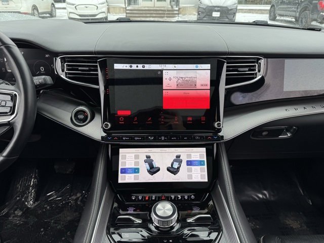 Used 2022 Jeep Grand Wagoneer Series II image 2