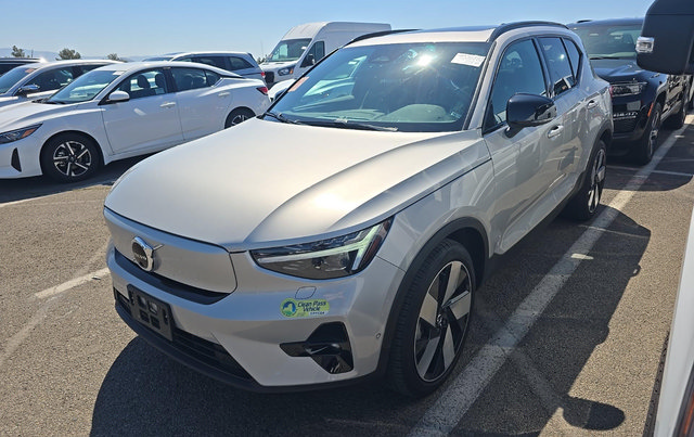 Used 2023 Volvo XC40 Recharge Ultimate