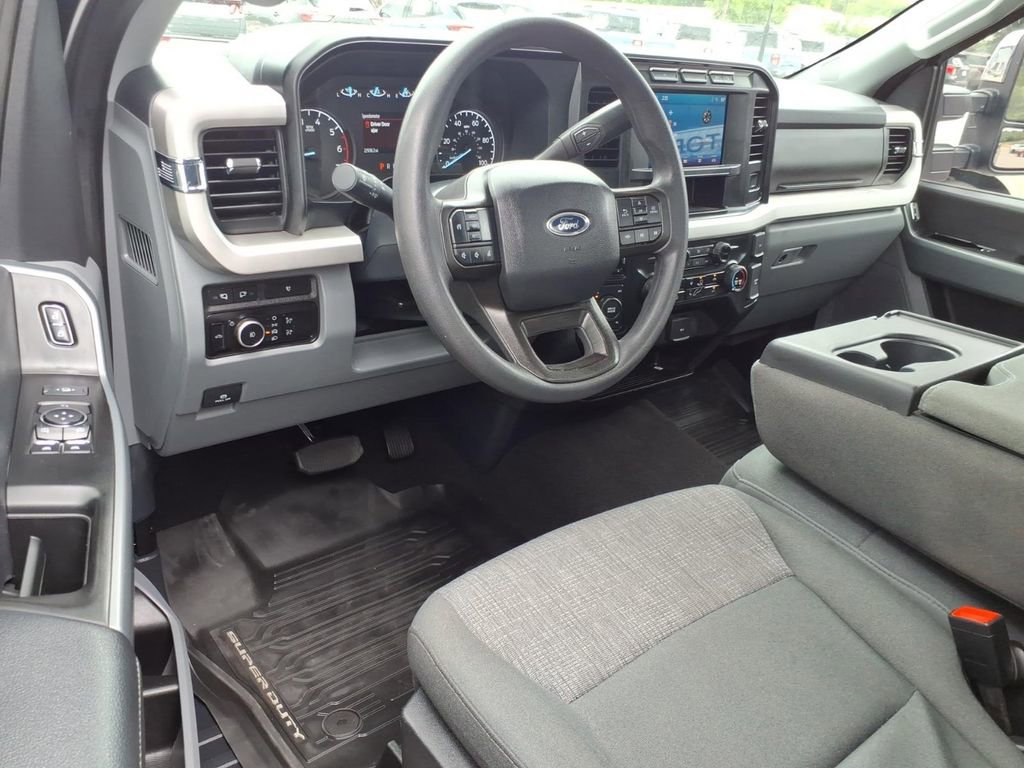 Certified 2024 Ford F350 XLT w/ 360-Degree Camera Package AWD/4WD image 18