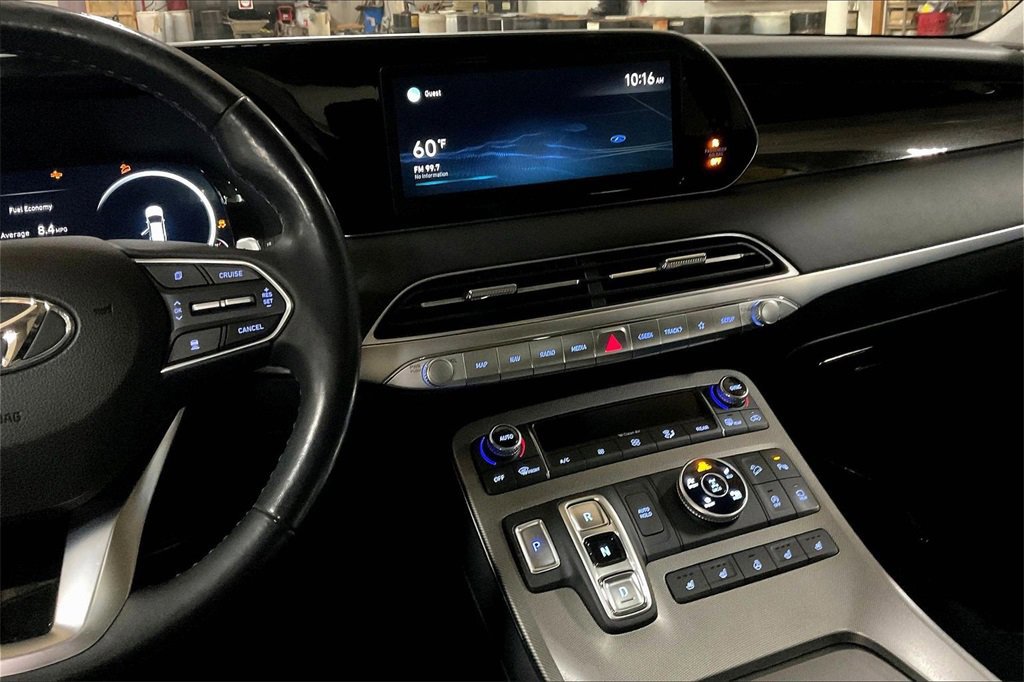 Used 2021 Hyundai Palisade Limited image 8